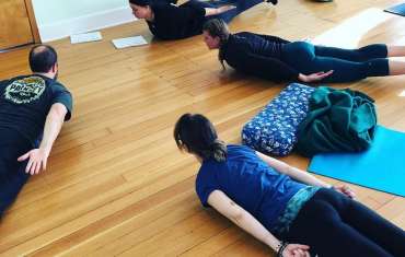 Energy Flow Yoga with Supine Start – 60 Minutes